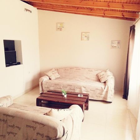 Dreamhome -10Min From Airport- Луца Экстерьер фото
